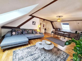 Appartement confortable à Bitche avec jacuzzi, 100 m².